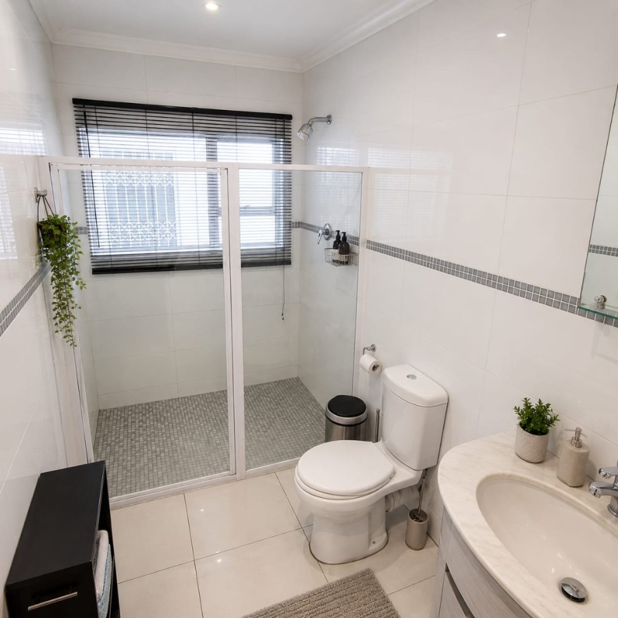 5 Bedroom Property for Sale in Selborne Eastern Cape